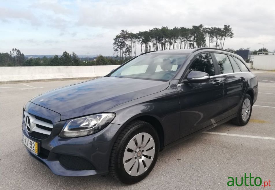 2015' Mercedes-Benz C-200 photo #5