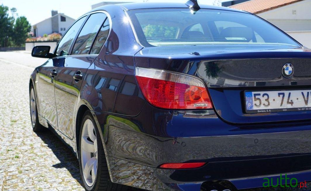 2003' BMW 520 520I (Gpl) photo #3