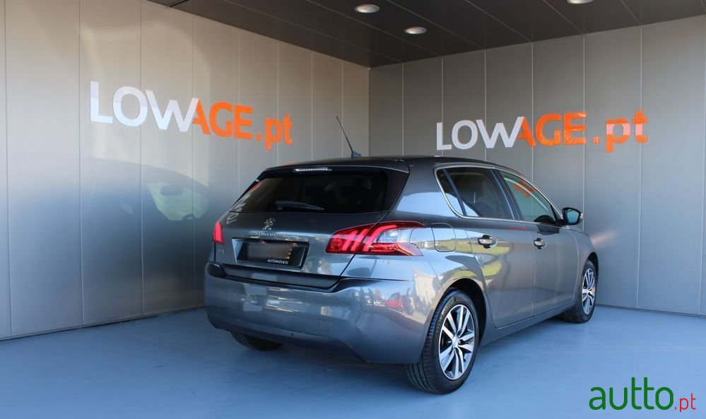 2020' Peugeot 308 photo #3