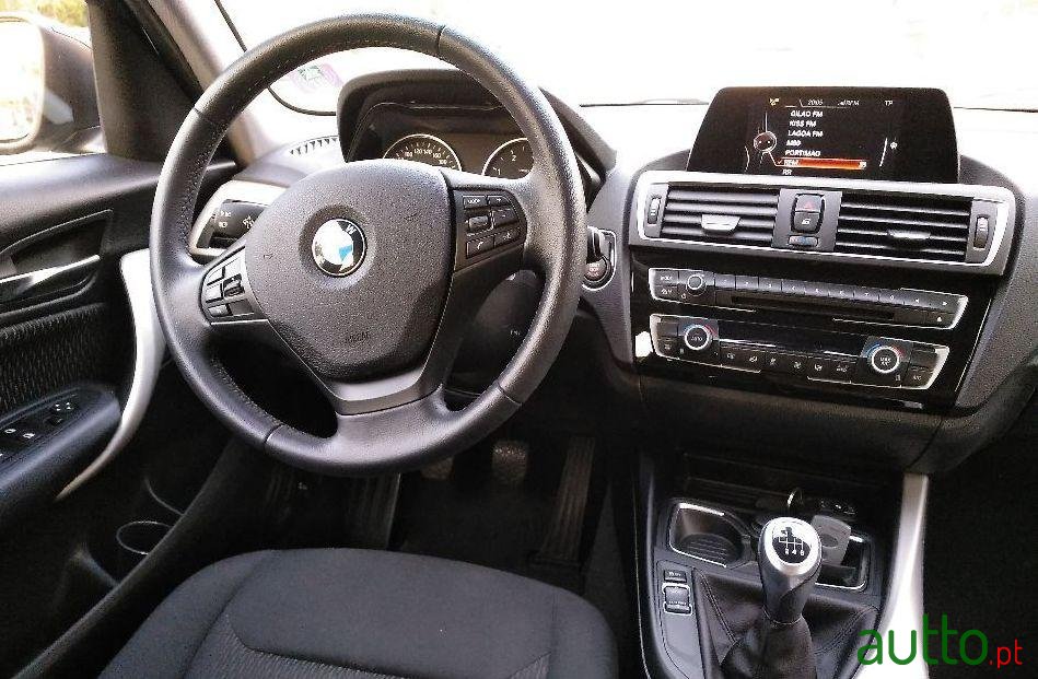 2015' BMW 116 Efficiente Dynamics photo #3