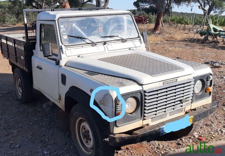 2001' Land Rover Defender Td5 photo #2