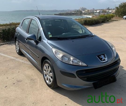 2006' Peugeot 207 photo #1