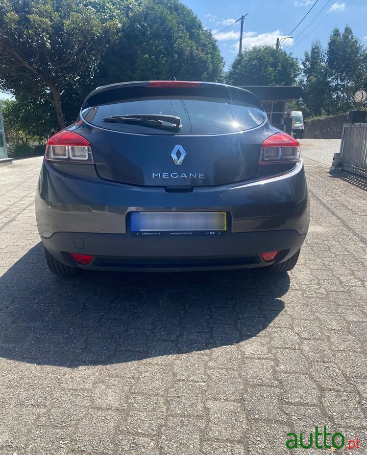 2012' Renault Mégane Coupe photo #2