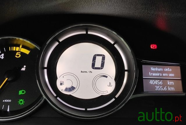 2015' Renault Megane Break photo #6