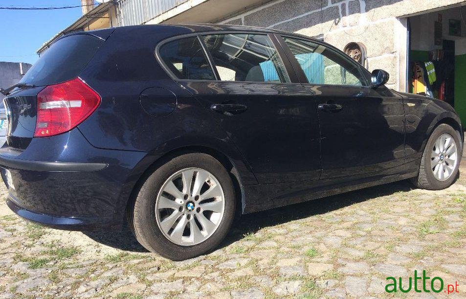 2007' BMW 118 photo #2