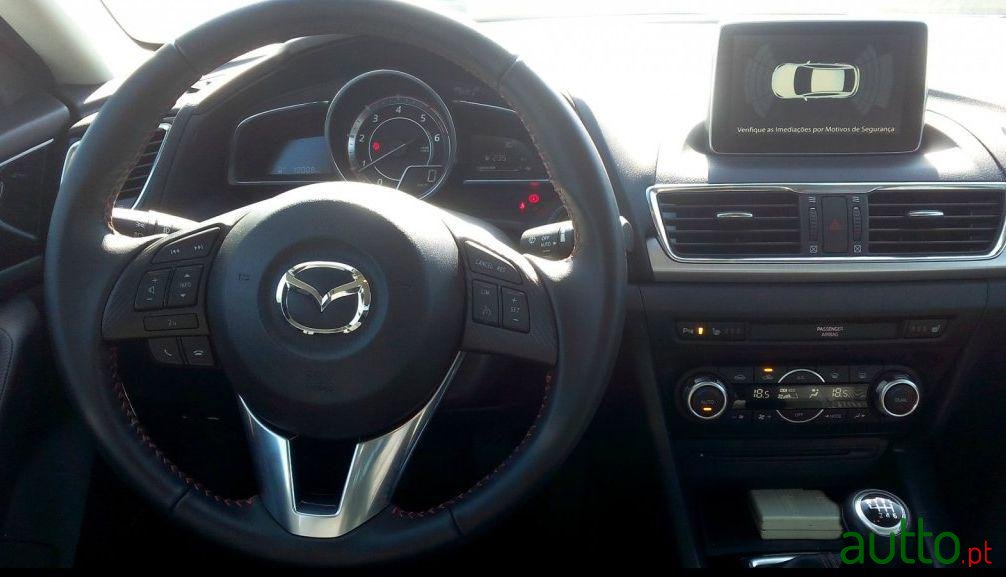 2016' Mazda 3 CS Skyactiv-D Excellence Navi photo #2
