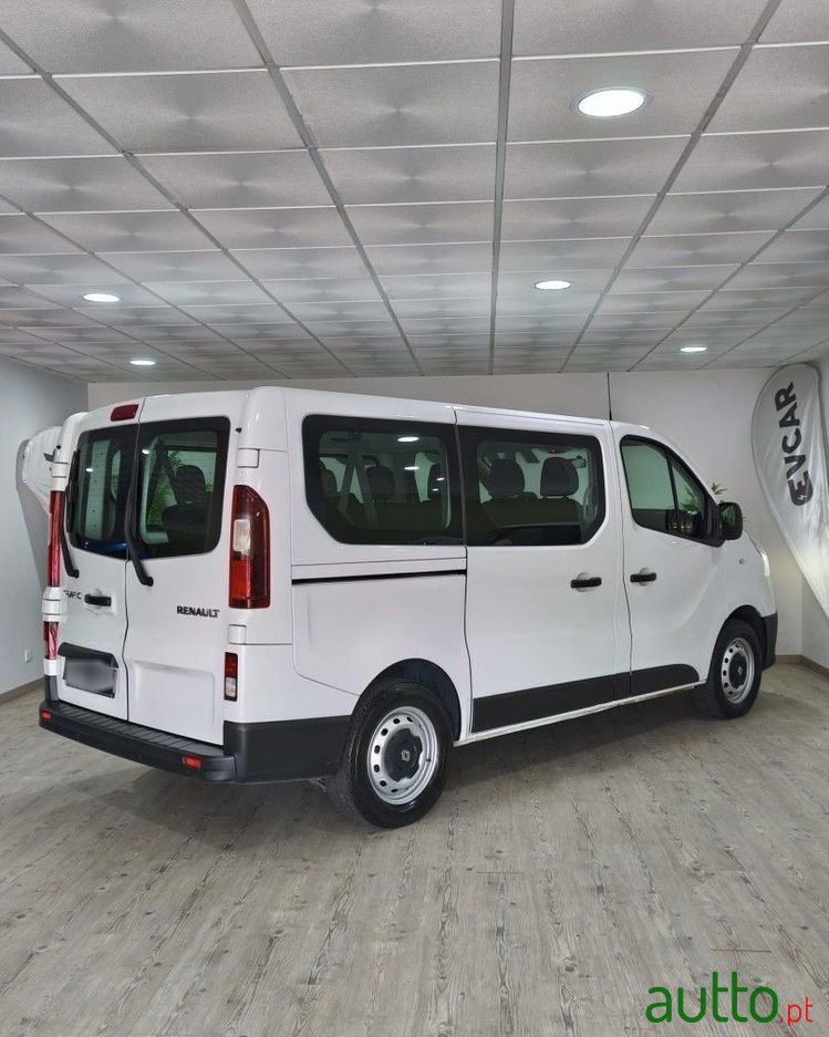 2020' Renault Trafic photo #4
