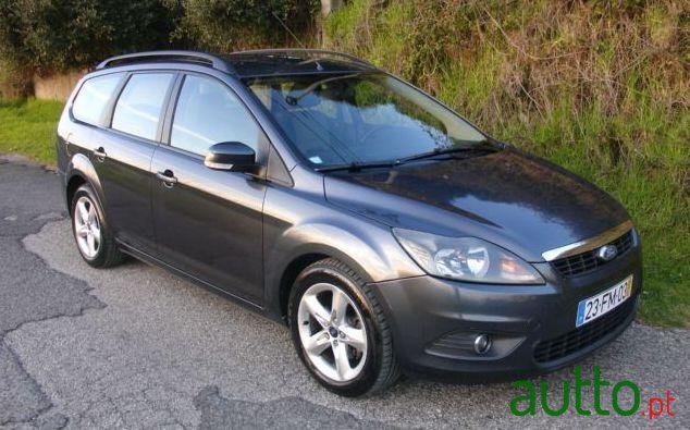 2008' Ford Focus Sw photo #3