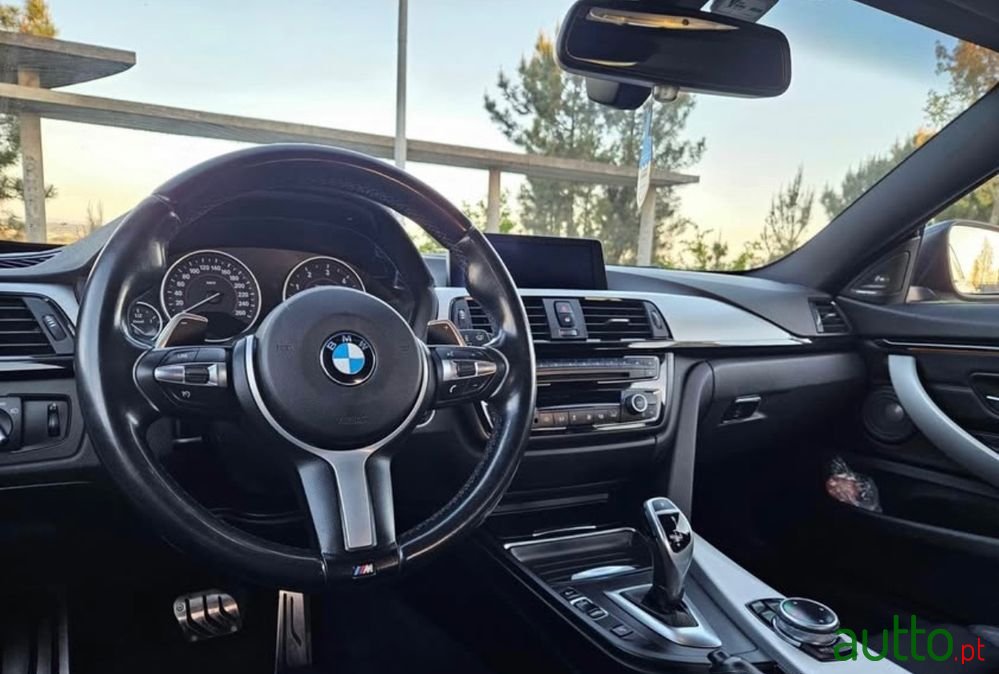 2014' BMW Série 4 D Pack M Auto photo #2