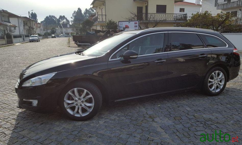 2011' Peugeot 508 Sw 2.0 Hdi Allure photo #1