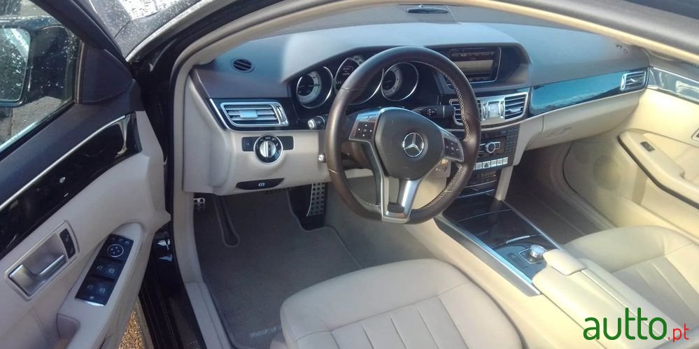 2013' Mercedes-Benz Classe E photo #1