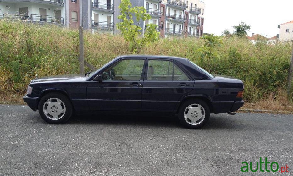 1984' Mercedes-Benz 190 photo #1