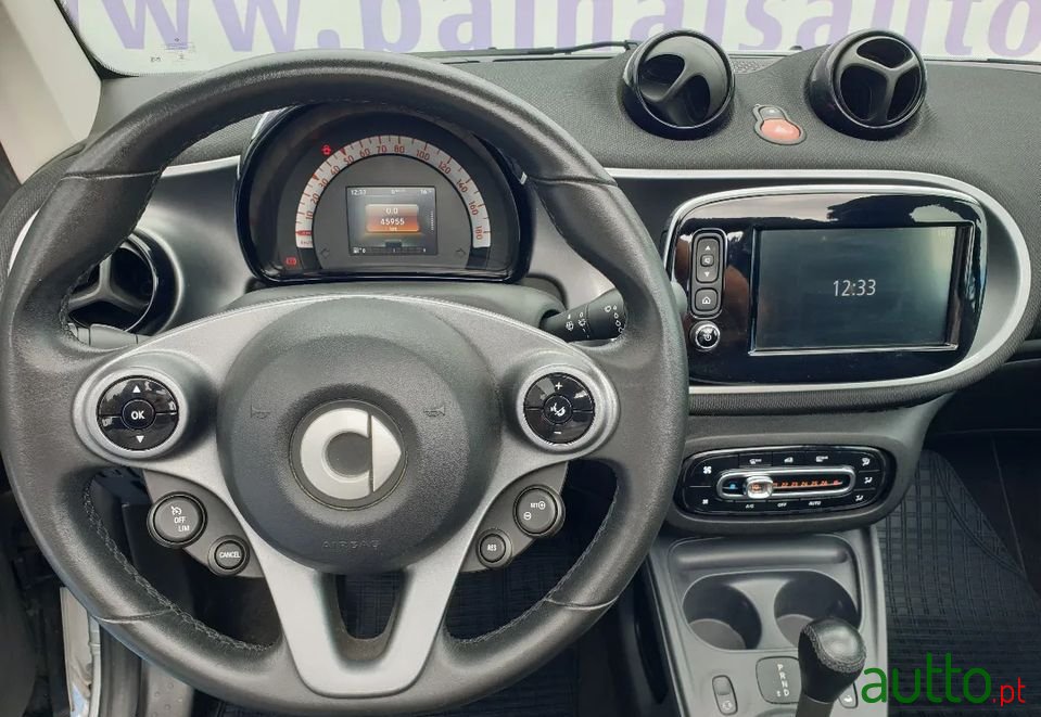 2017' Smart Fortwo photo #5