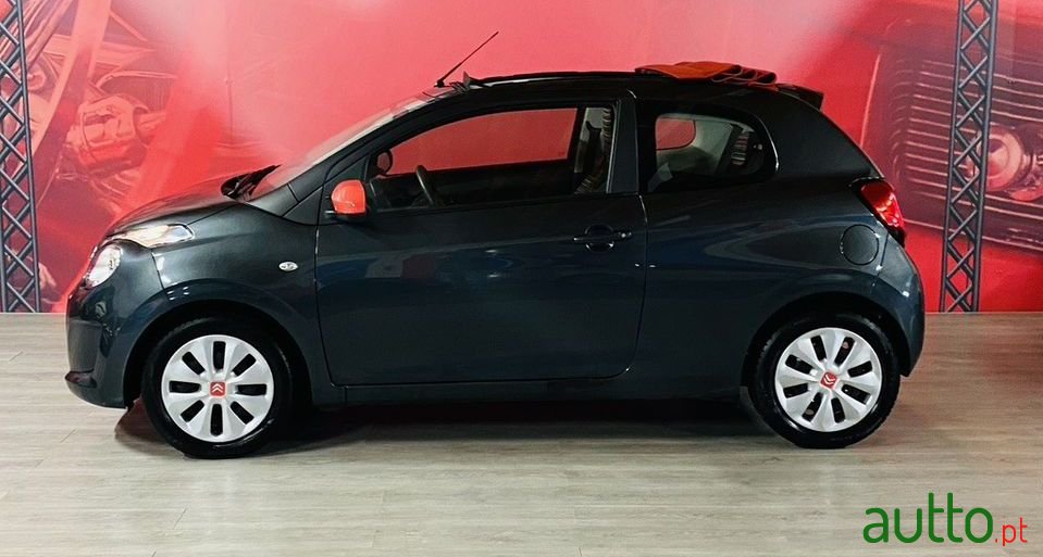 2018' Citroen C1 Airscape photo #2