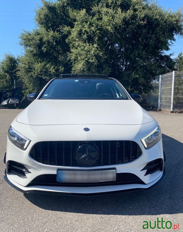 2019' Mercedes-Benz Classe A D Amg Line photo #2