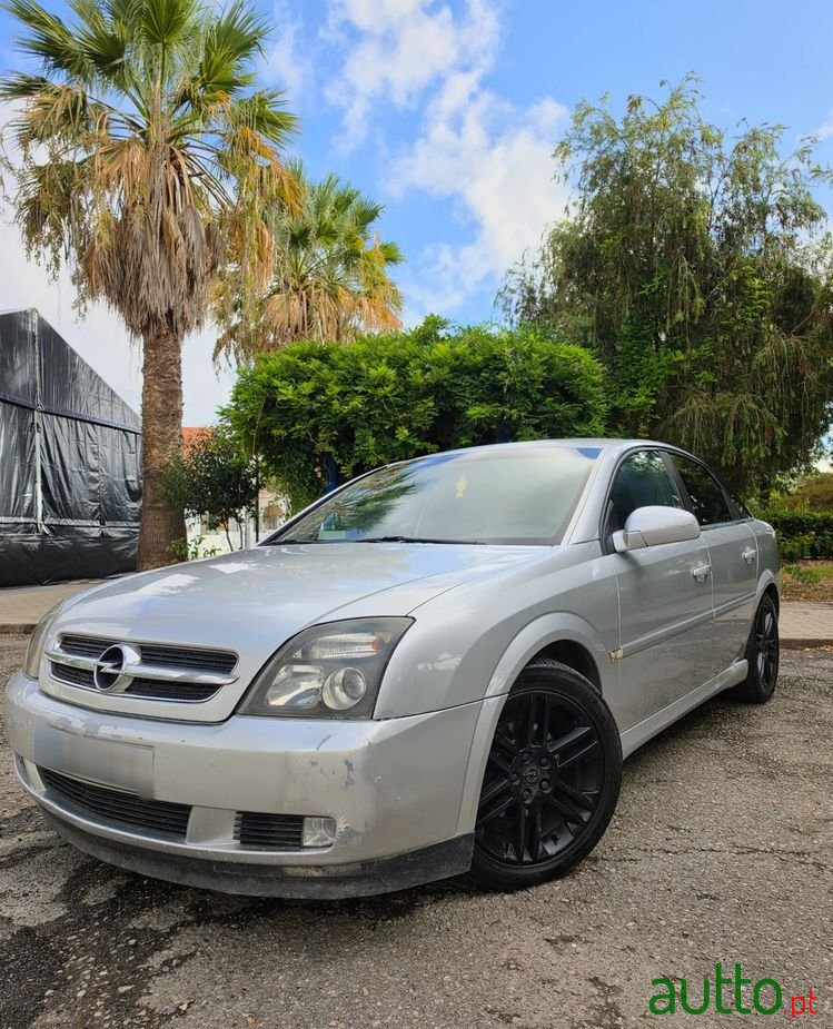 2005' Opel Vectra Gts 1.9 Cdti photo #2
