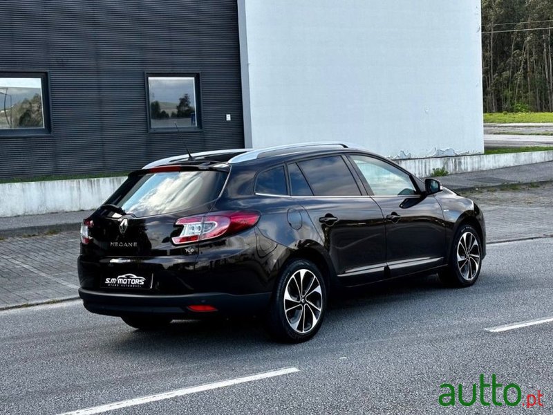 2014' Renault Megane Sport Tourer photo #4