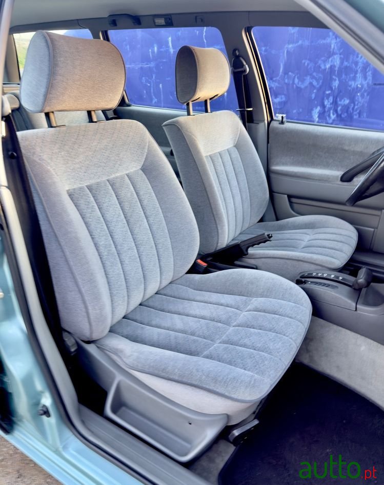 1991' Volkswagen Passat Variant photo #5