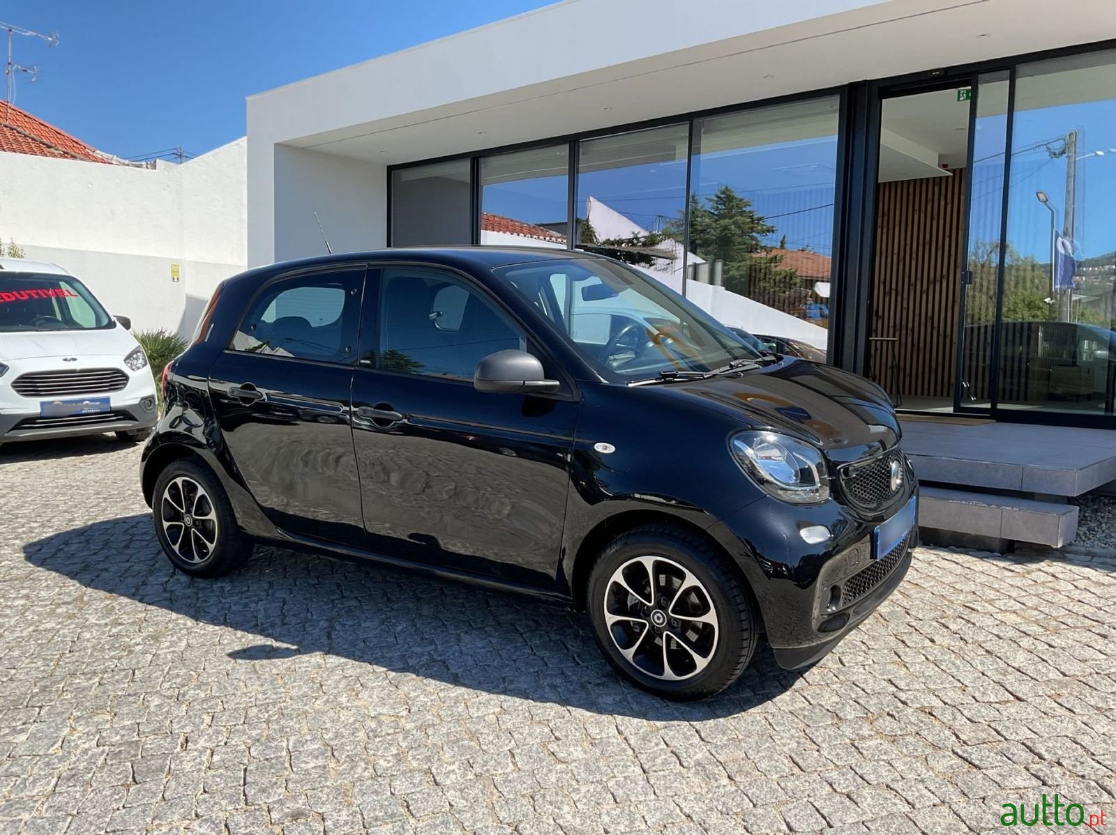 2017' Smart Forfour photo #2