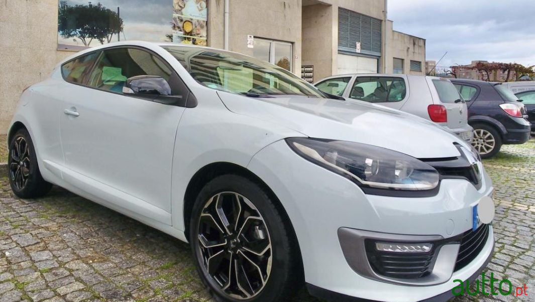 2015' Renault Megane Coupe photo #4