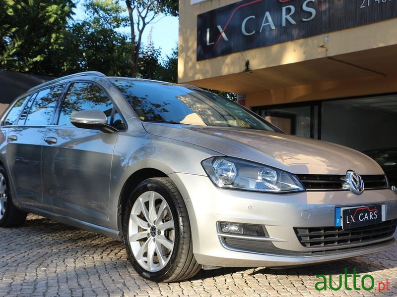 2016' Volkswagen Golf Variant photo #1