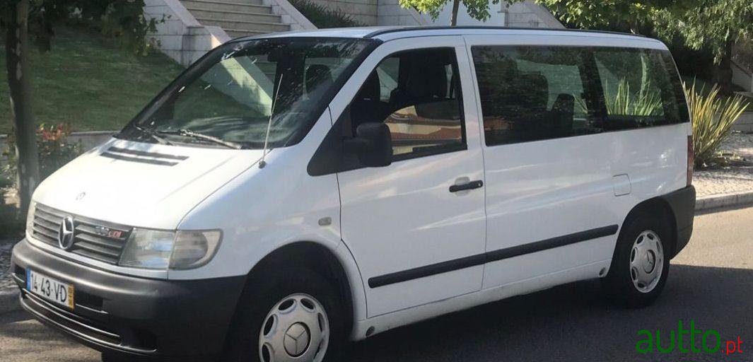 2003' Mercedes-Benz Vito 6 Lugares photo #2
