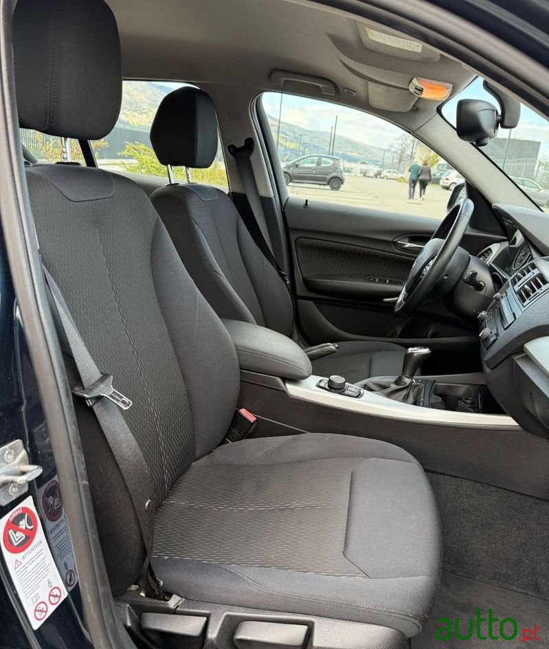 2013' BMW Série 1 D photo #5