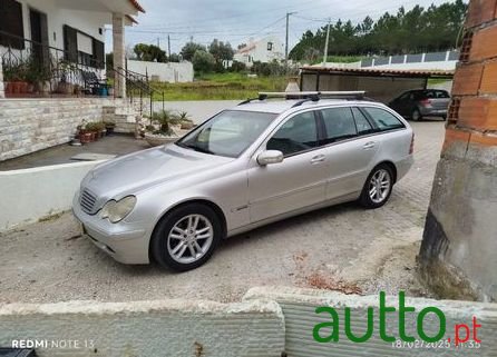 2001' Mercedes-Benz Classe C photo #1
