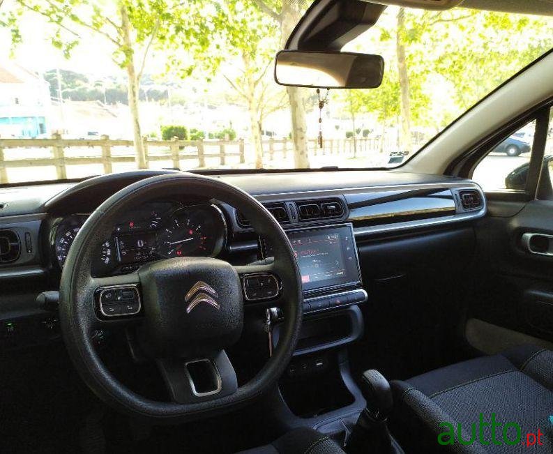 2017' Citroen C3 1.6 Bluehdi Feel photo #3