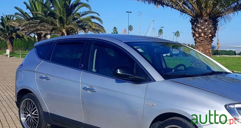 2009' Lancia Delta photo #1