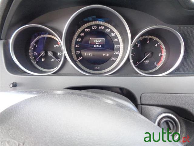 2014' Mercedes-Benz C-Class photo #6