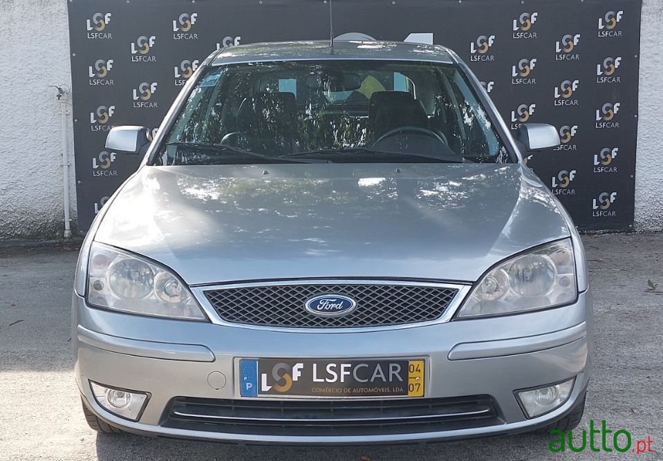 2004' Ford Mondeo photo #3