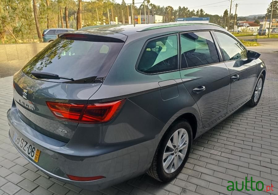 2017' SEAT Leon St photo #5