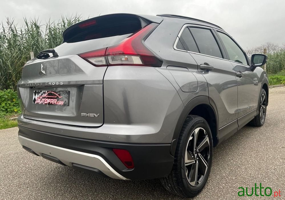 2022' Mitsubishi Eclipse Cross photo #5