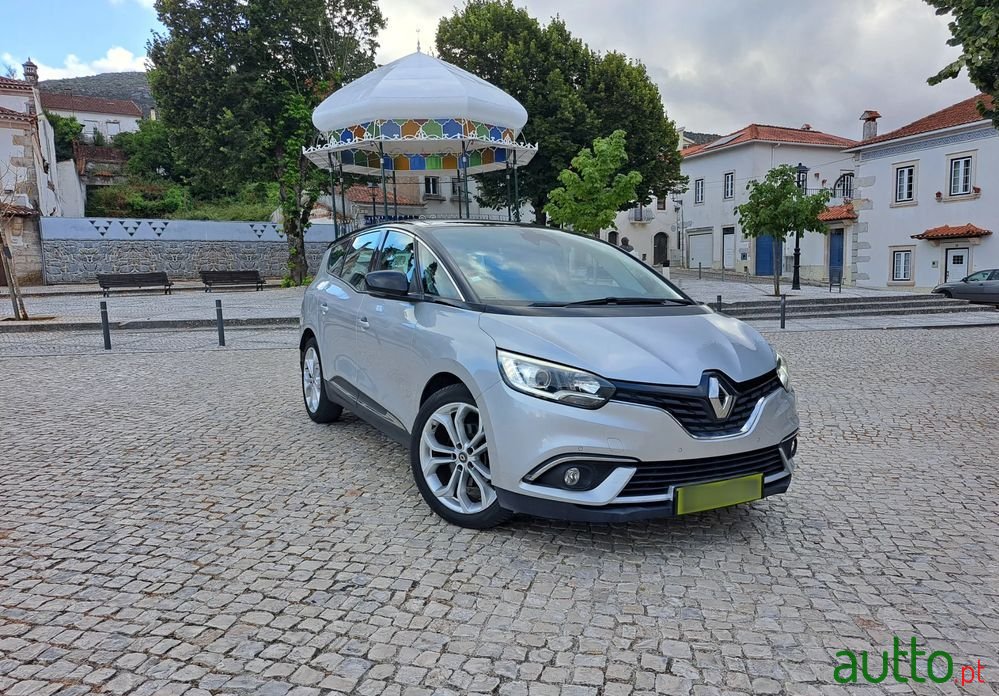 2019' Renault Grand Scenic photo #5