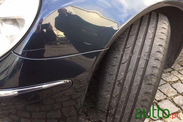 2005' Mercedes-Benz E-220 Cdi  Elegance photo #1