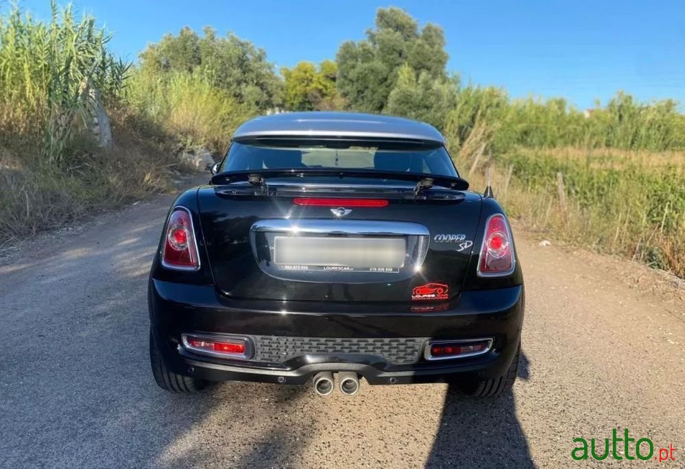 2011' MINI Cooper Sd Auto photo #2