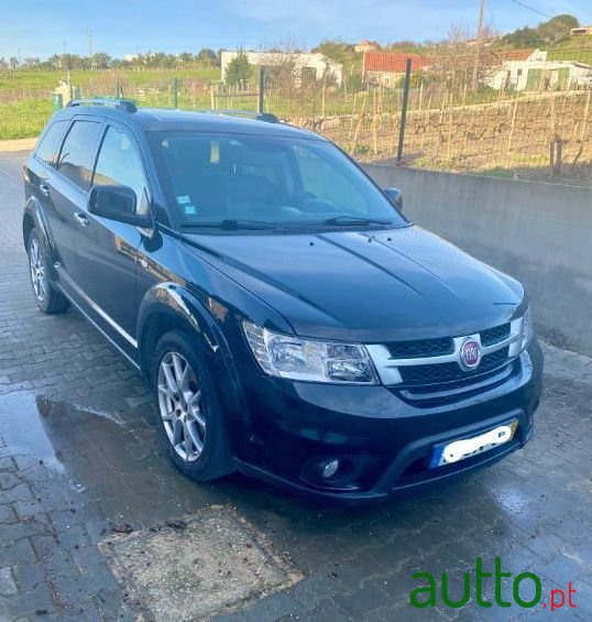 2014' Fiat Freemont photo #1