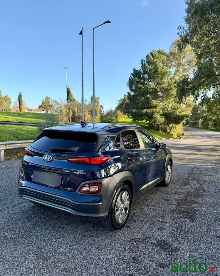 2020' Hyundai Kauai Premium photo #1