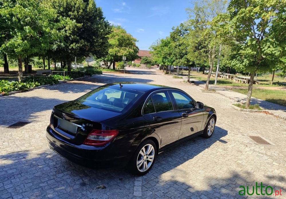 2009' Mercedes-Benz C 220 photo #4