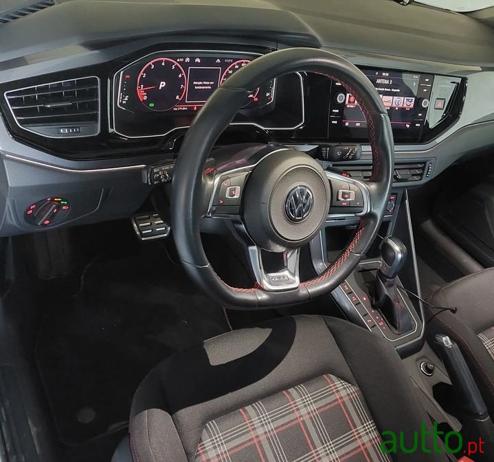 2019' Volkswagen Polo photo #5