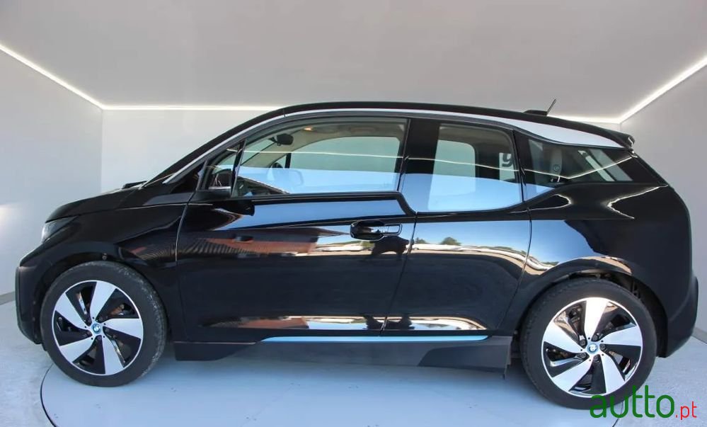 2021' BMW Série I photo #3