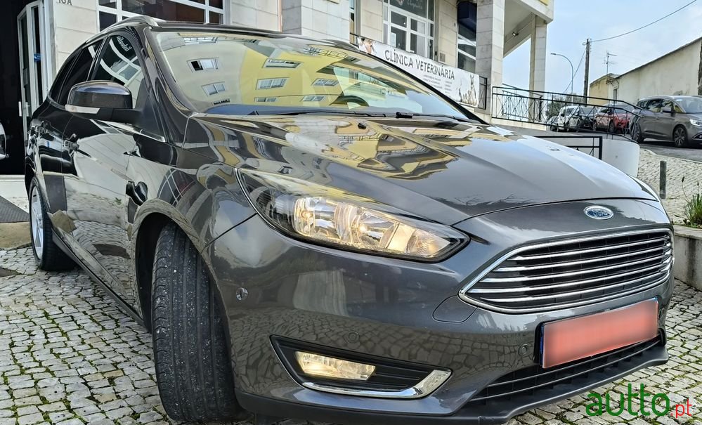 2016' Ford Focus Sw photo #2