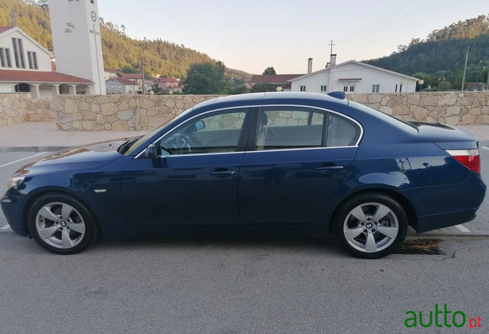 2006' BMW 520 photo #3