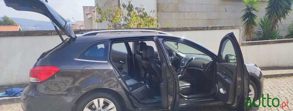 2012' Chevrolet Cruze Sw photo #4