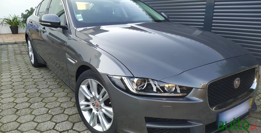 2017' Jaguar XE 2.0 D Prestige Aut. photo #1