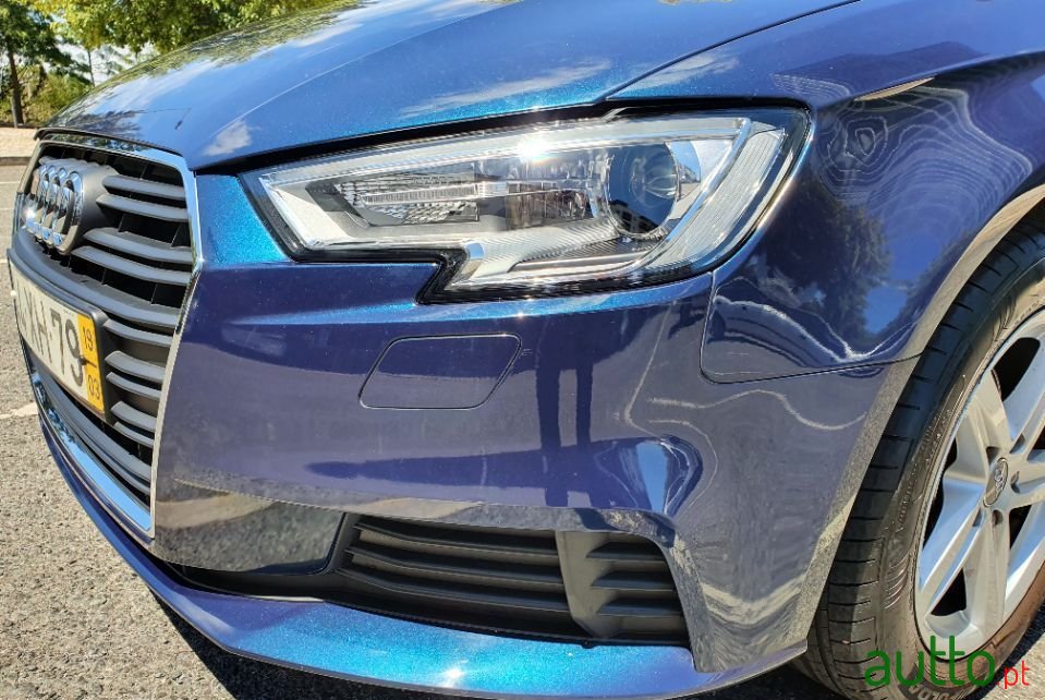 2019' Audi A3 Sportback photo #3