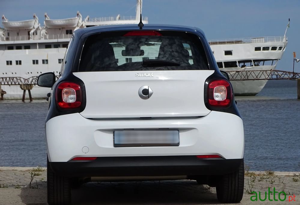 2018' Smart Forfour 1.0 Passion 71 photo #4
