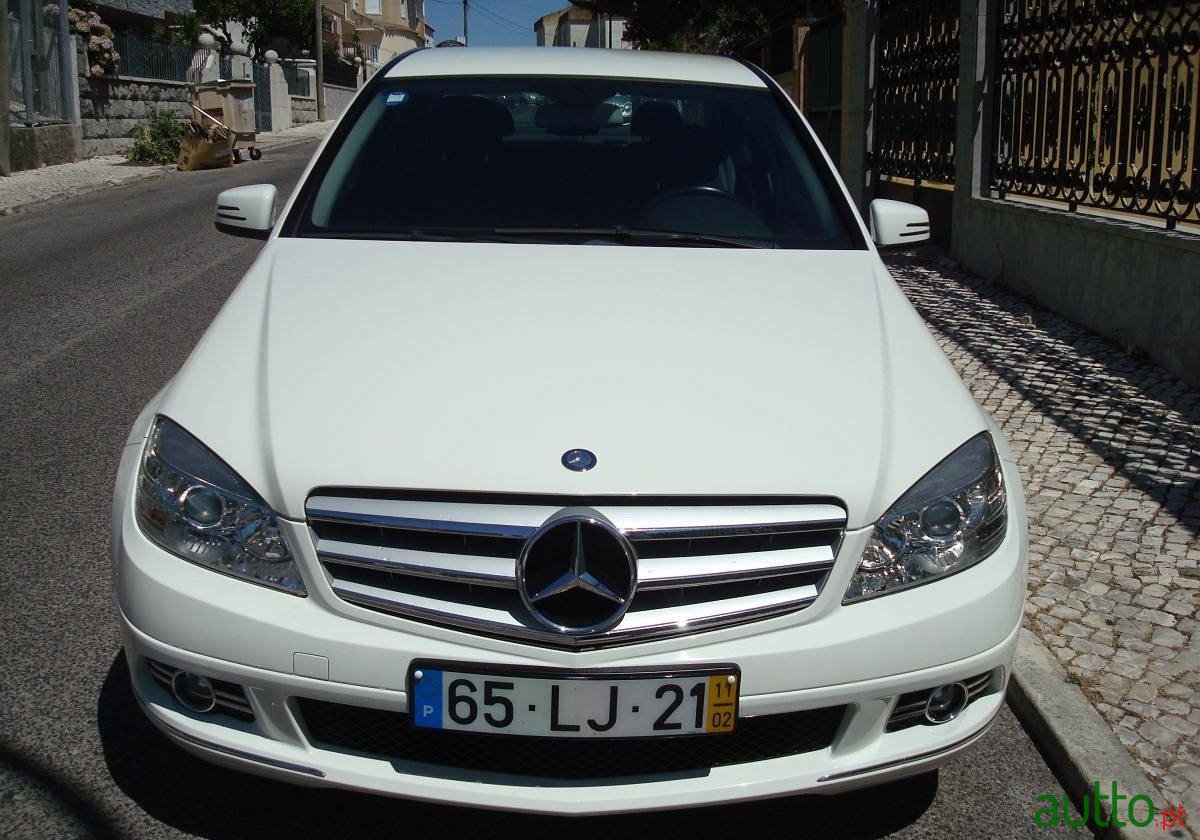 2011' Mercedes-Benz CL 220 Avantgarde photo #1