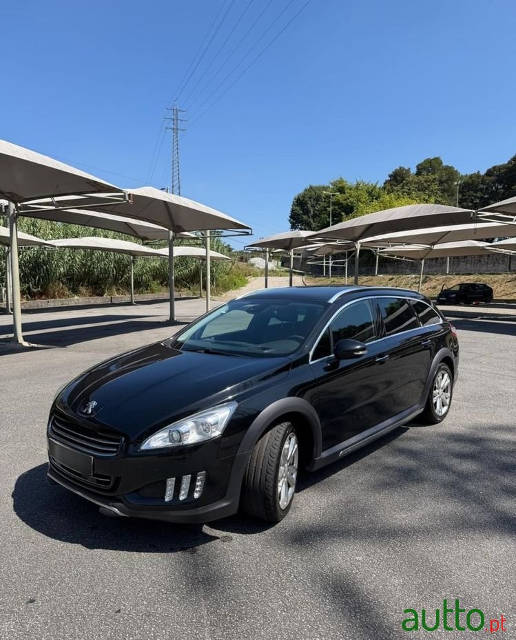 2012' Peugeot 508 RXH photo #3